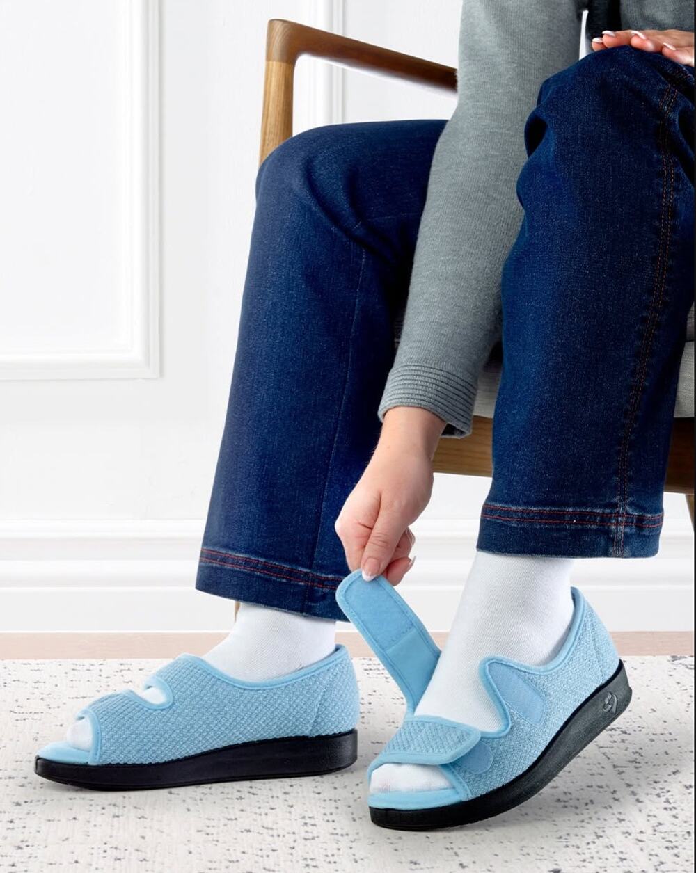 Silvert's Easy Closure Indoor/Outdoor Adjustable Straps Slippers Blue Size 11